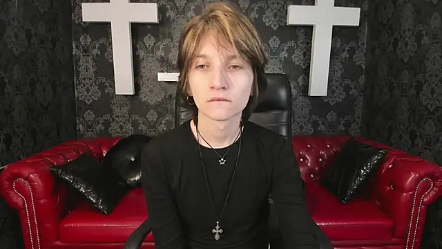 Snapshot of AdonBev chatting on 04.09.26 AdonBev online show from 04.09.26