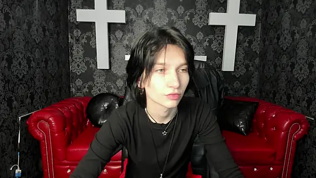 Snapshot of AdonBev chatting on 04.12.26 AdonBev online show from 04.12.26