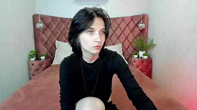 Snapshot of AdonBev chatting on 05.30.26 AdonBev online show from 05.30.26