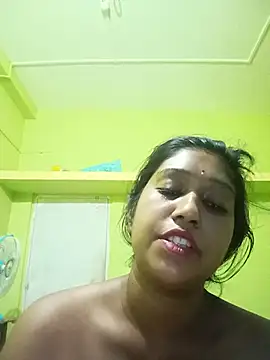 bannerjeesneha20 online show from 05.17.26