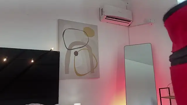 skinnyindiansluttt online show from 05.17.26
