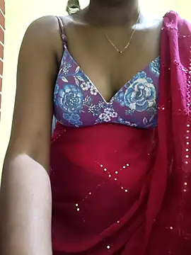 Snapshot of Rubina_Love chatting on 04.17.26 Rubina Love online show from 04.17.26