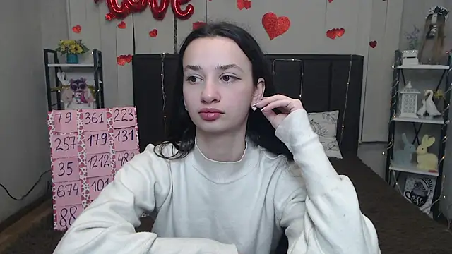 Snapshot of Je55icaBreeze chatting on 05.18.26 Je55icaBreeze online show from 05.18.26