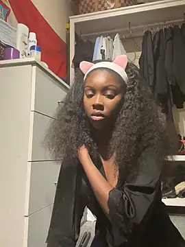 k ashantixx online show from 04.08.26