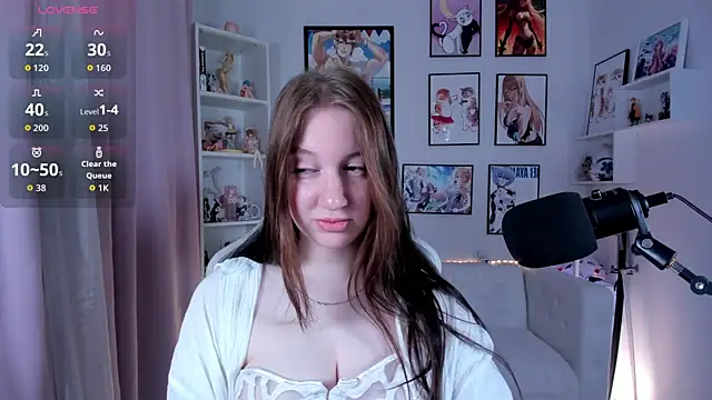 Snapshot of Elisabeth_Binder chatting on 05.21.26 Elisabeth Binder online show from 05.21.26