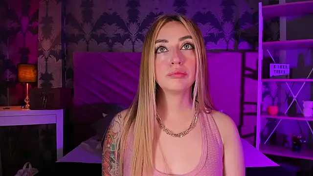 Snapshot of _mykinkydoll_ chatting on 04.04.26 mykinkydoll online show from 04.04.26