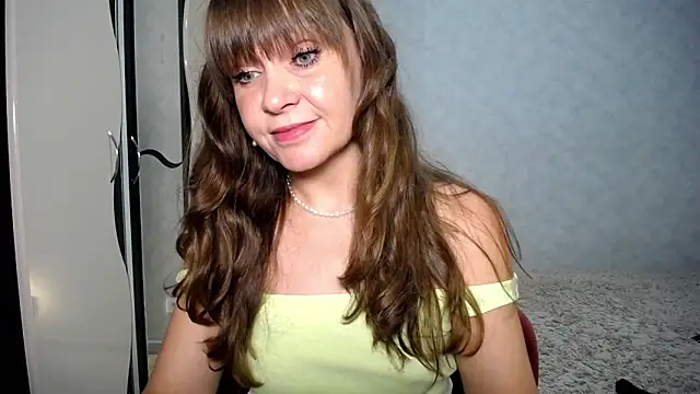 Snapshot of eastern_fairy_talee chatting on 06.22.26 eastern fairy talee online show from 06.22.26