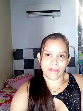 alexandra-queen online show from 04.28.26