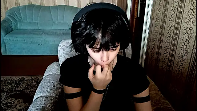 Snapshot of ShaynaLinley chatting on 03.27.26 ShaynaLinley online show from 03.27.26