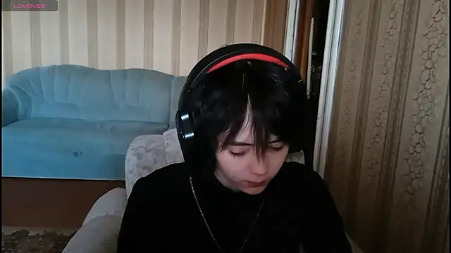 Snapshot of ShaynaLinley chatting on 04.03.26 ShaynaLinley online show from 04.03.26