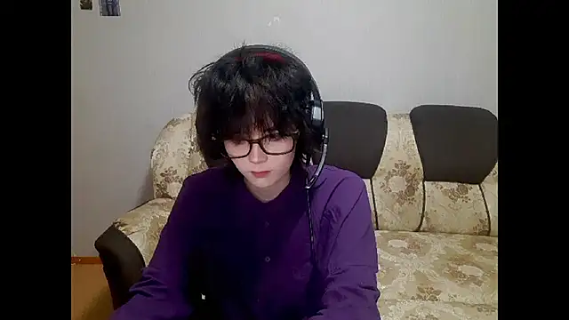 Snapshot of ShaynaLinley chatting on 04.24.26 ShaynaLinley online show from 04.24.26