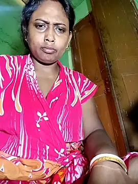 Snapshot of puja560 chatting on 05.13.26 puja560 online show from 05.13.26
