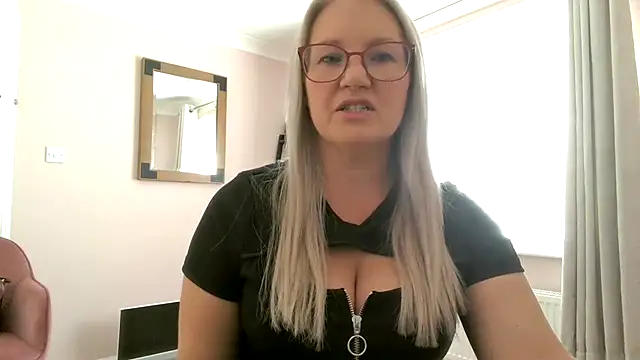 EmberSinn online show from 06.09.26