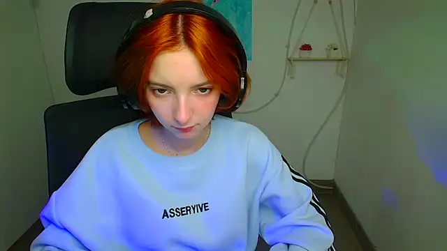 Butterfly Milly online show from 03.30.26