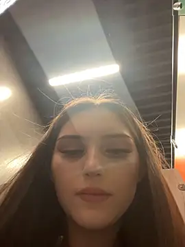 Snapshot of AnitaFly chatting on 04.17.26 AnitaFly online show from 04.17.26