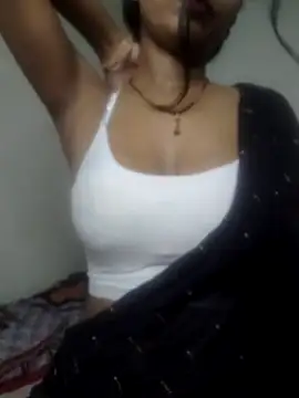 Snapshot of khushi_ji00 chatting on 04.19.26 khushi ji00 online show from 04.19.26