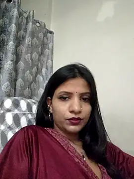 Snapshot of khushi_ji00 chatting on 07.06.26 khushi ji00 online show from 07.06.26