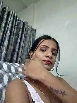 Snapshot of khushi_ji00 chatting on 07.13.26 khushi ji00 online show from 07.13.26