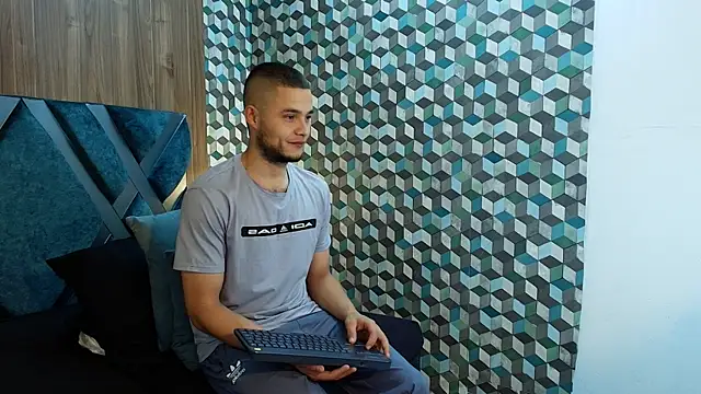 Snapshot of Joaho_Fernandez chatting on 06.11.26 Joaho Fernandez online show from 06.11.26