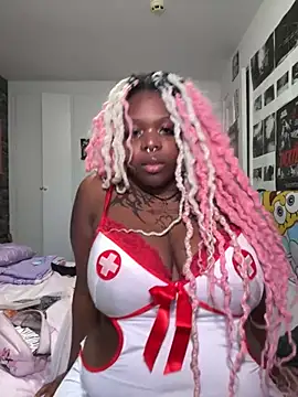 Snapshot of Nyla_xox chatting on 04.01.26 Nyla xox online show from 04.01.26