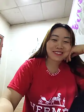 Snapshot of he-se-kin chatting on 04.21.26 he-se-kin online show from 04.21.26