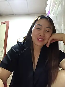 Snapshot of he-se-kin chatting on 04.28.26 he-se-kin online show from 04.28.26