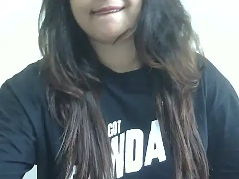 Snapshot of shivi_jaan chatting on 05.27.26 shivi jaan online show from 05.27.26
