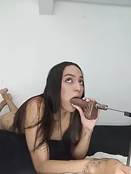 MegannHills  online show from 06.06.26