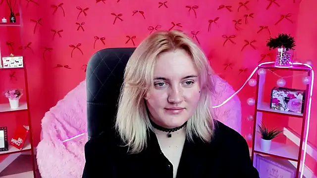 KathyBriggs online show from 05.25.26