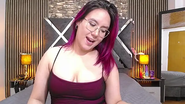 Snapshot of Lana_sweett2 chatting on 04.15.26 Lana sweett2 online show from 04.15.26
