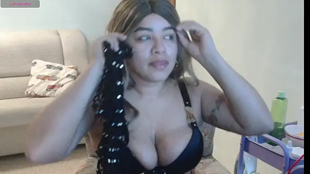 aquamarine hot online show from 05.17.26