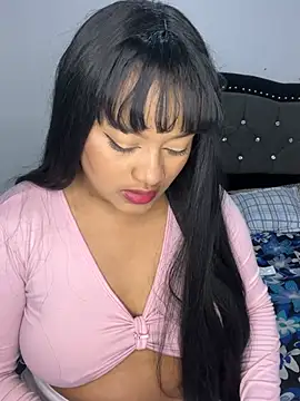 Snapshot of Saraa_M chatting on 04.16.26 Saraa M online show from 04.16.26