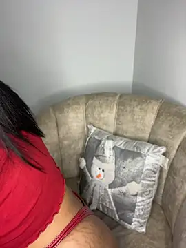 Snapshot of Saraa_M chatting on 05.21.26 Saraa M online show from 05.21.26