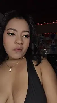 Snapshot of Saraa_M chatting on 06.18.26 Saraa M online show from 06.18.26