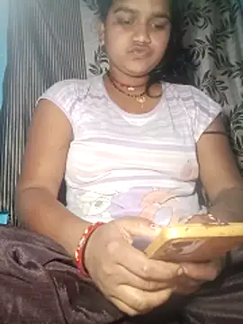 Snapshot of pooja--10 chatting on 03.26.26 pooja--10 online show from 03.26.26