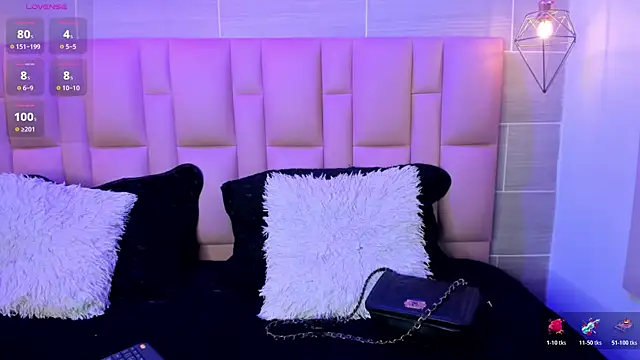 Snapshot of Valery_Stone- chatting on 05.10.26 Valery Stone- online show from 05.10.26