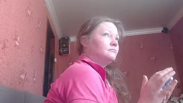 Snapshot of CharleyReid chatting on 06.13.26 CharleyReid online show from 06.13.26