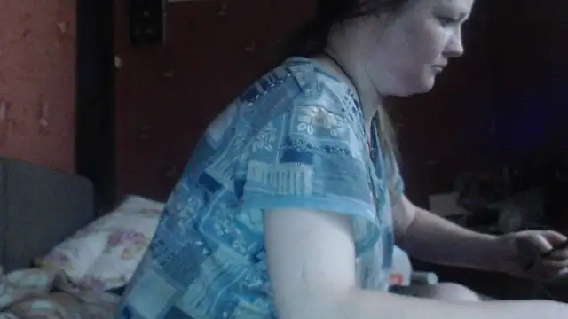 Snapshot of CharleyReid chatting on 06.20.26 CharleyReid online show from 06.20.26