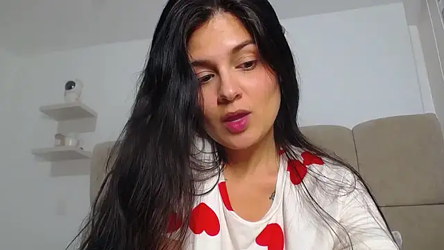 Snapshot of SofiaBanks_ chatting on 04.16.26 SofiaBanks online show from 04.16.26