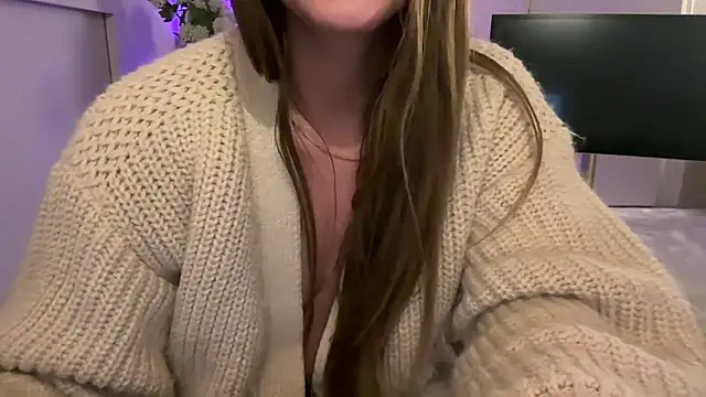 Snapshot of Dreamydaniella chatting on 03.29.26 Dreamydaniella online show from 03.29.26