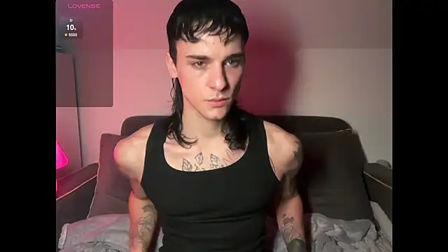 Snapshot of palm1stry chatting on 03.28.26 palm1stry online show from 03.28.26