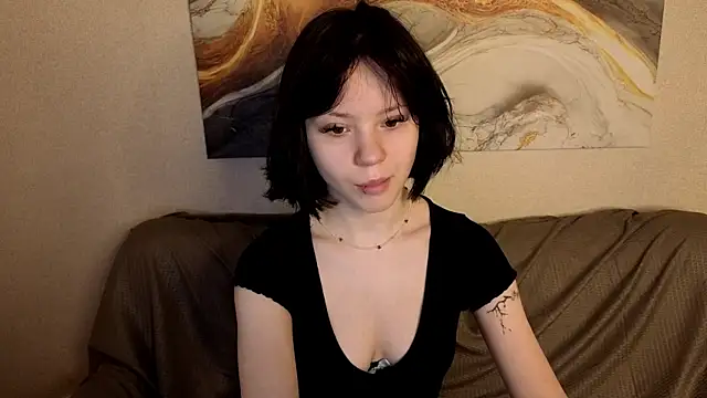 Snapshot of Loly_Cuttie chatting on 05.07.26 Loly Cuttie online show from 05.07.26