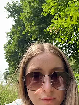 AliceVilliers online show from 07.06.26