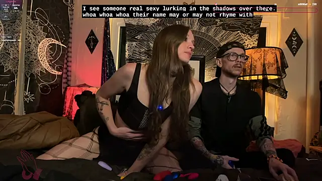 Snapshot of webzandkordz chatting on 06.19.26 webzandkordz online show from 06.19.26