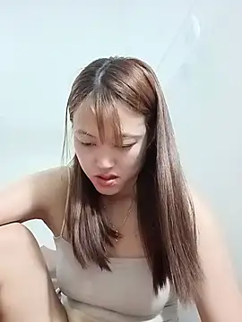 Snapshot of -Bitilu- chatting on 05.19.26 -Bitilu- online show from 05.19.26