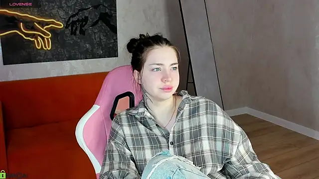 honey cherrry online show from 05.09.26