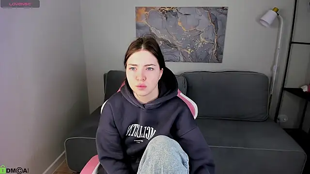 honey cherrry online show from 05.12.26