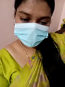 Snapshot of Tamil_Hot_Rithaniya chatting on 04.30.26 Tamil Hot Rithaniya online show from 04.30.26