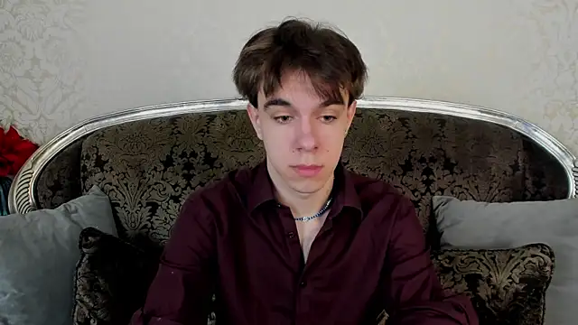 Snapshot of DaveBevy chatting on 04.10.26 DaveBevy online show from 04.10.26