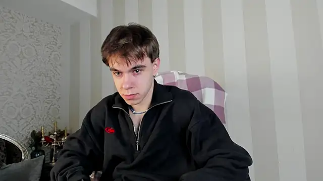 Snapshot of DaveBevy chatting on 04.12.26 DaveBevy online show from 04.12.26